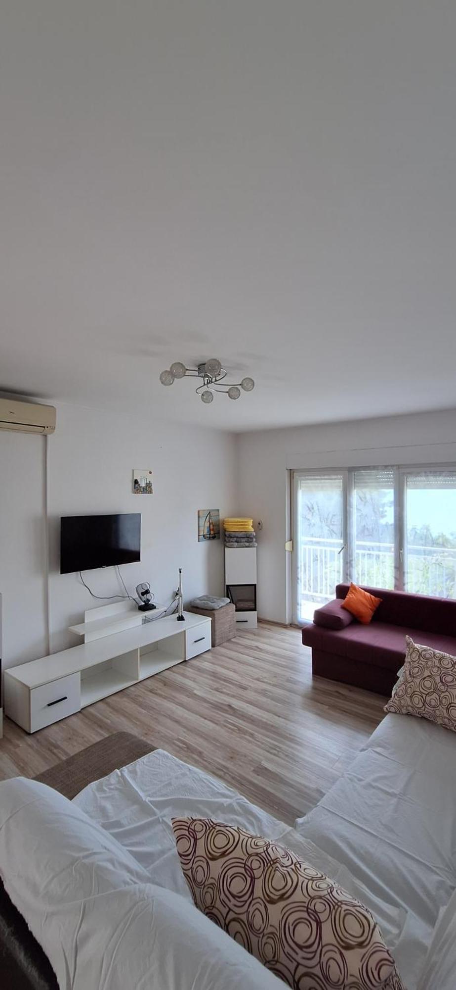 Appartement App Zeljka, 200m