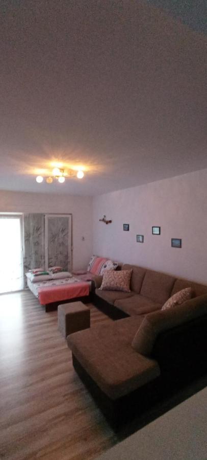 Apartment App Zeljka, 200m